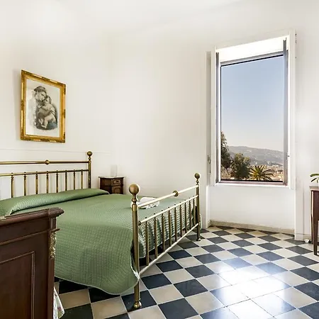 Lo Stradone Casa de hóspedes Meta